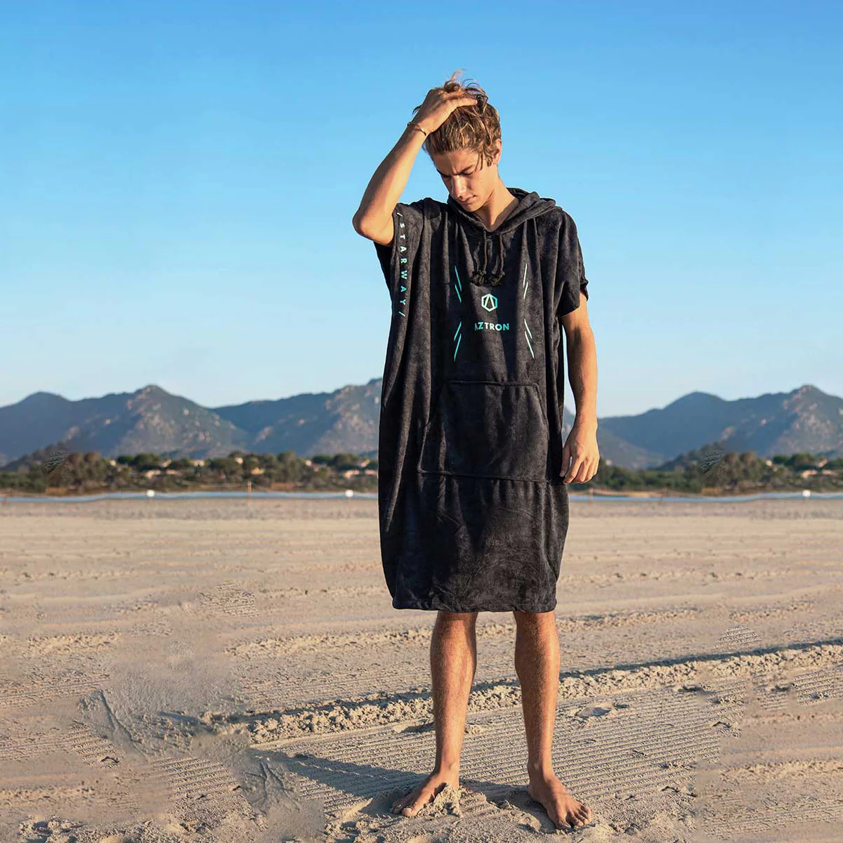 Aztron Starway Poncho - Image 5