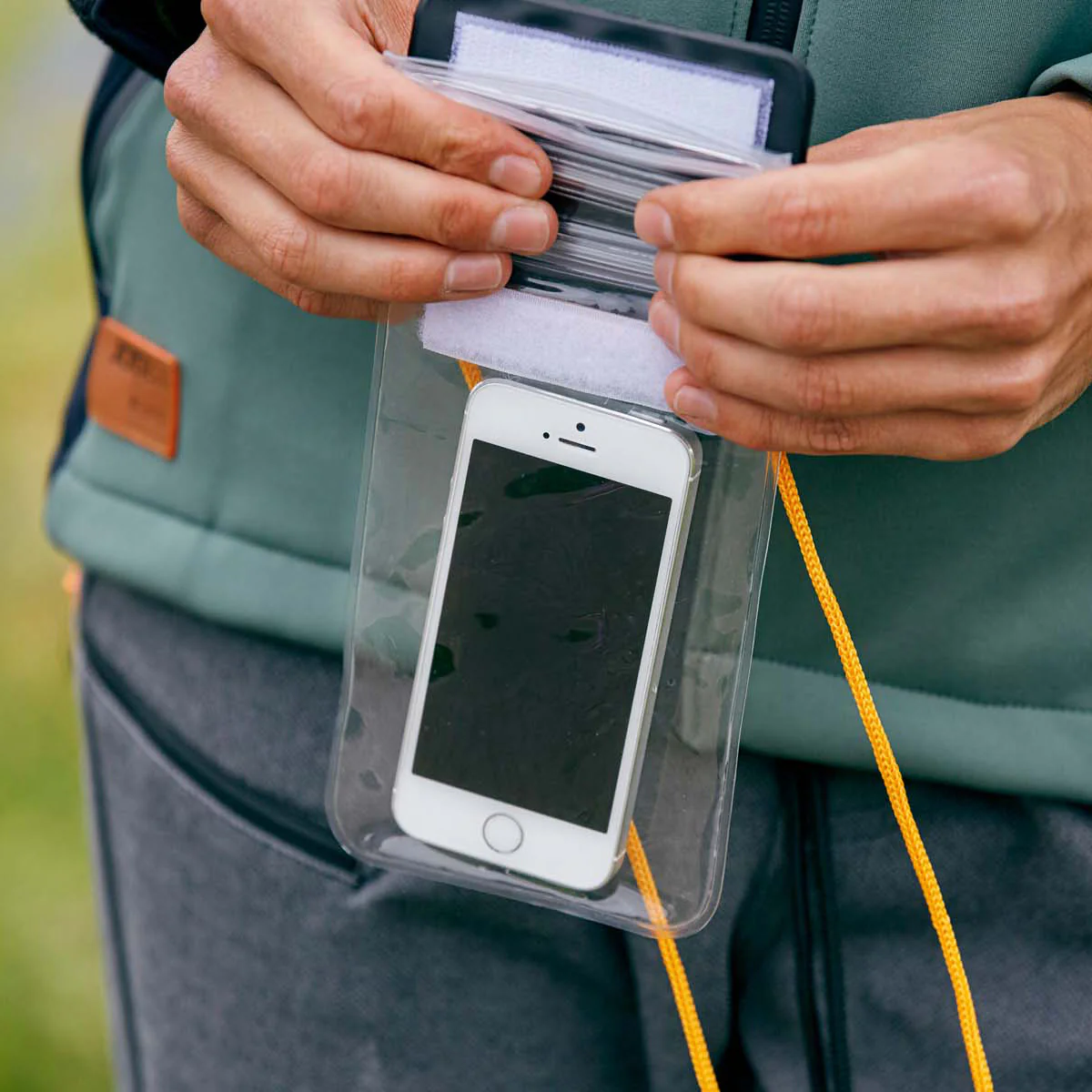 Jobe Waterproof Gadget Bag - Image 3