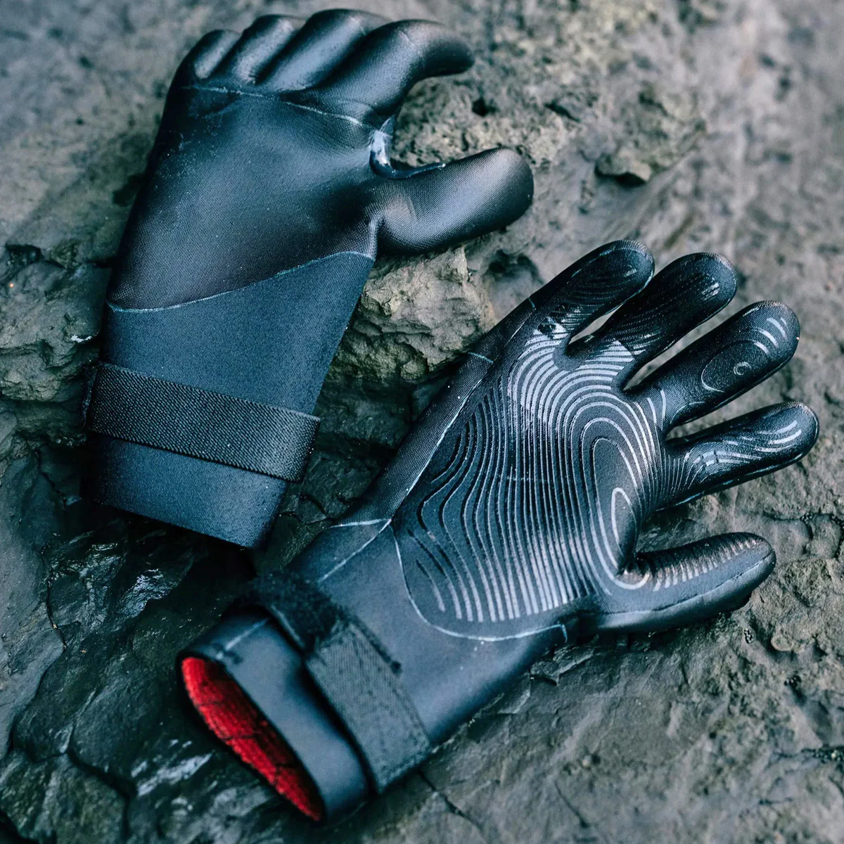 Mystic Supreme 5mm Neoprene Gloves - Image 4
